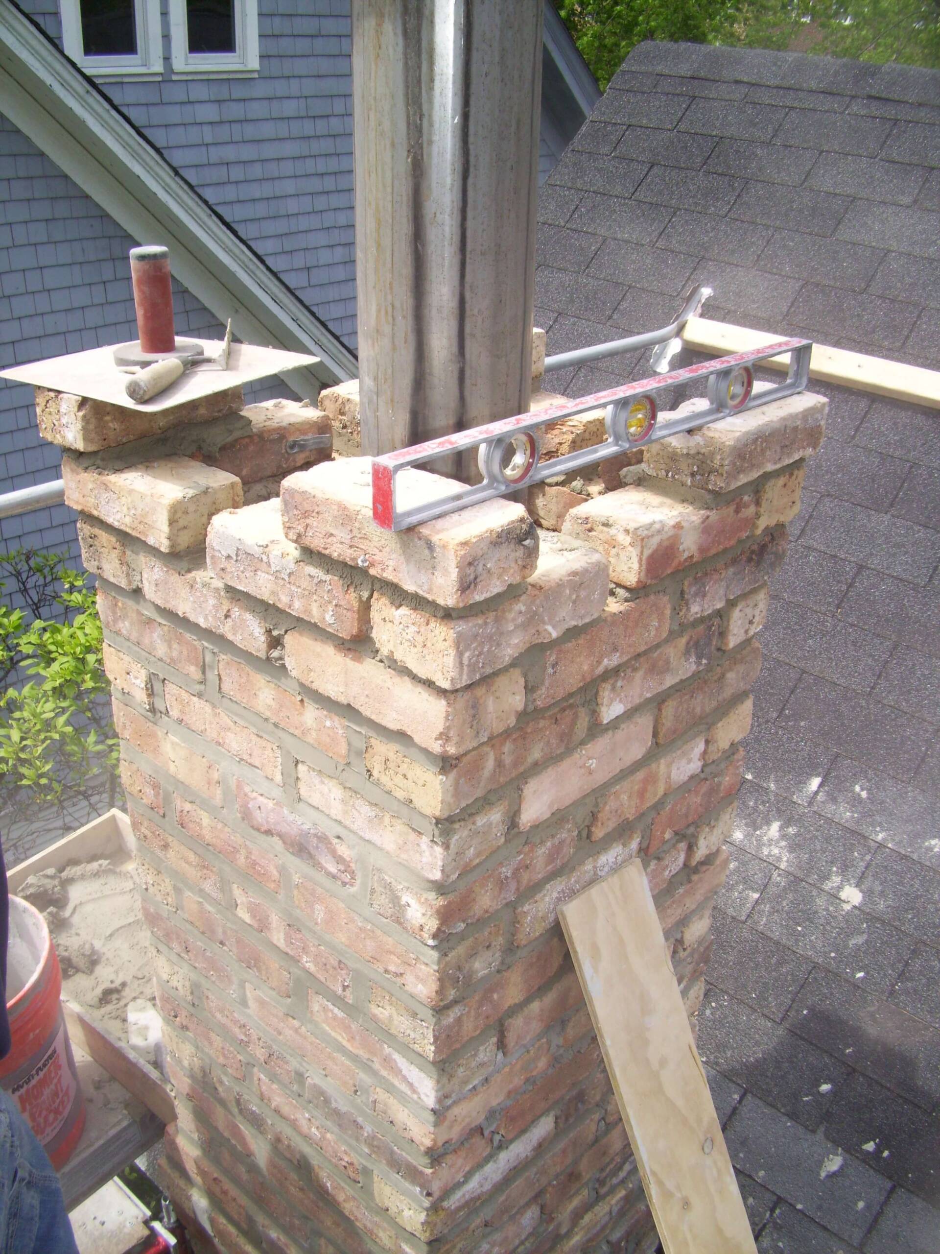 Chimney repair and tuckpointing